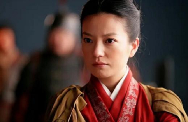 Cảnh Điềm và loạt mỹ nhân Hoa ngữ bị gán mác 'thuốc độc phòng vé'