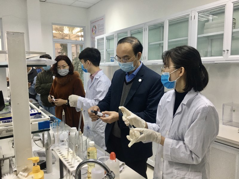 Trường ĐH lại cho nghỉ thêm 1 tuần để tránh dịch virus corona