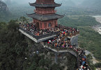 VN's largest pagoda complex beckons spring pilgrims