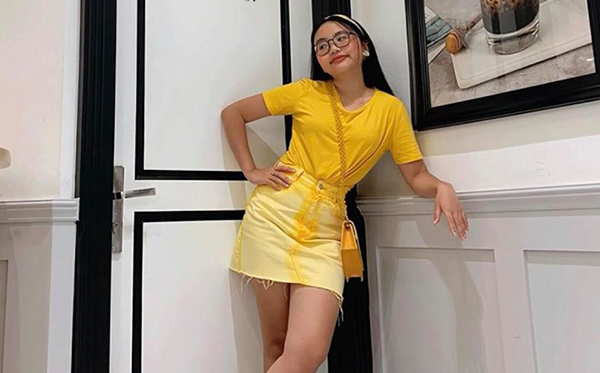 17 tuổi, Phương Mỹ Chi dùng túi hiệu, giày hiệu hơn 20 triệu đồng