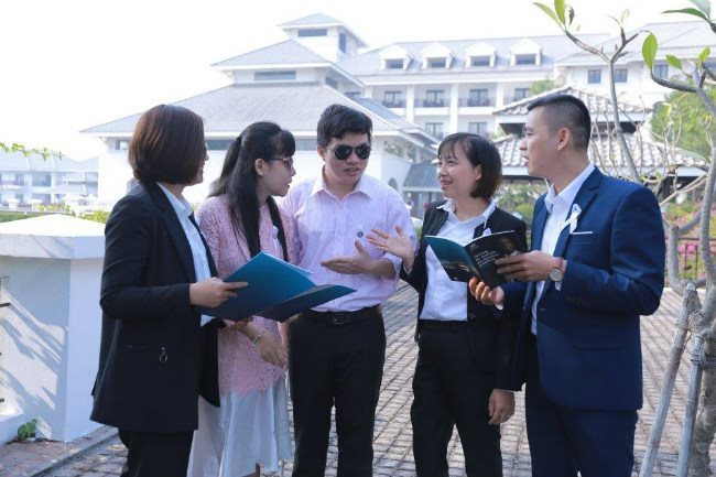 Australia offers 50 scholarships to Vietnamese citizens