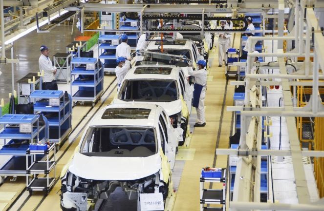 Nissan to shut Japan factory due to shortage of Chinese parts