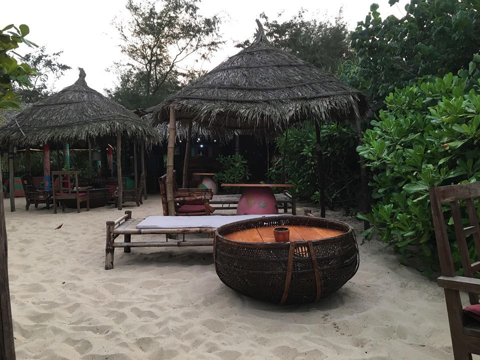 Khốn đốn vì ra ở riêng giữa mùa dịch corona
