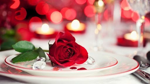 Những món quà thiết thực nên tặng vợ, chồng nhân ngày Valentine