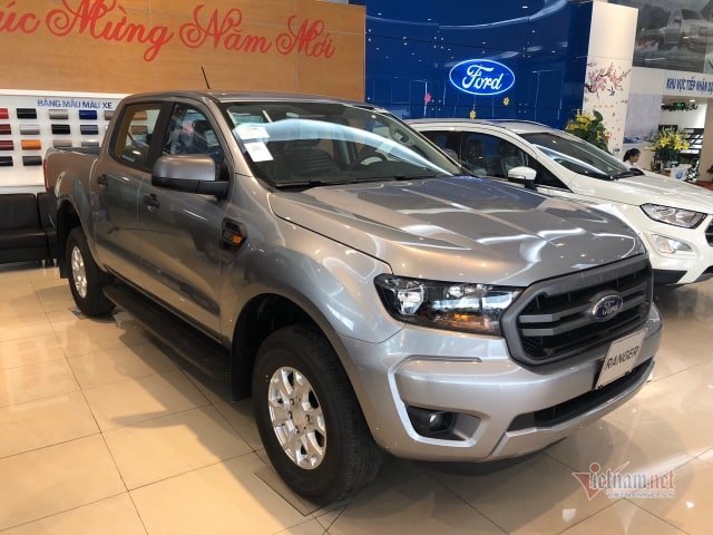 Xe bán tải tháng 1: Ford Ranger rớt doanh số, trượt TOP xe bán chạy