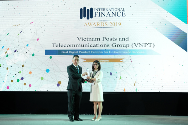 VNPT nhận cú đúp giải thưởng lĩnh vực số ở IFM 2019