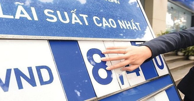 Lãi suất tiết kiệm 12 tháng, chọn ngân hàng cao nhất gửi tiền