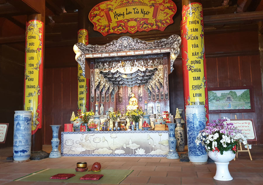 Tranh cãi việc thờ, dựng tượng người đã khuất trong chùa Tam Chúc