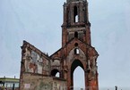 Ruined church in Nam Dinh province attracts photographers