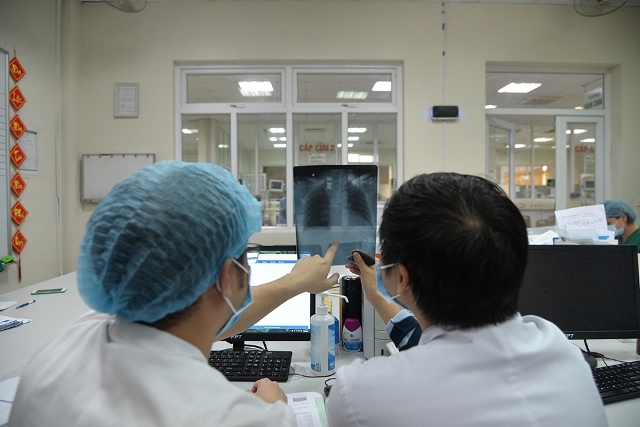 A day of doctors and employees at National Hospital of Tropical Diseases