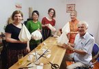 Workshop on making lanterns from Do paper