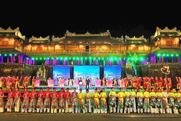 Festival Huế lùi thời gian tổ chức