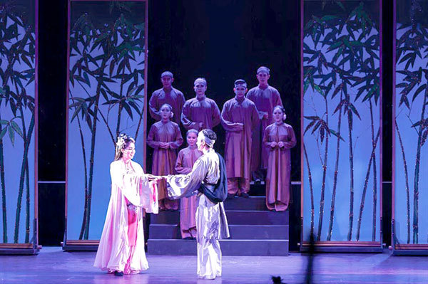 HCM City drama troupes eye more musical productions