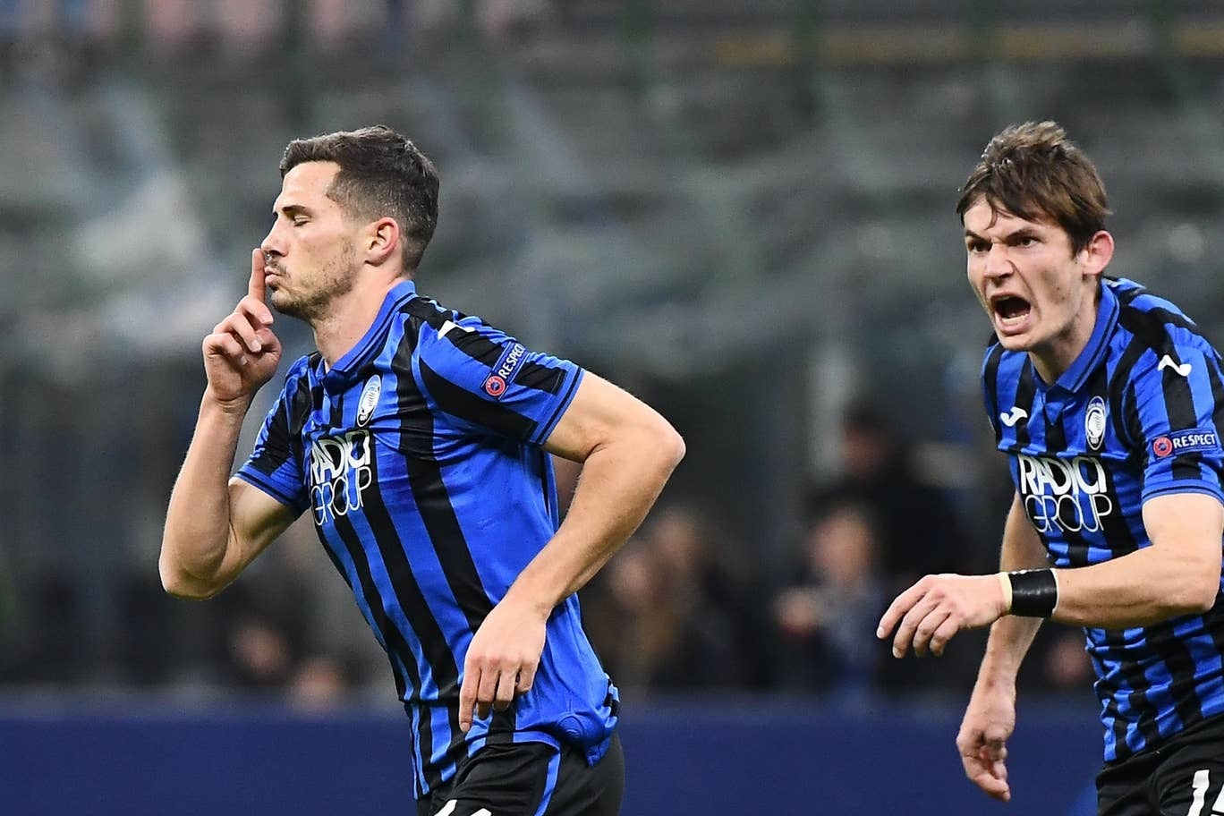 Đè bẹp Valencia, Atalanta đặt một chân vào tứ kết