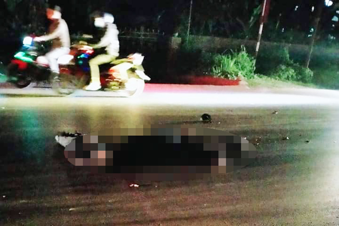 Va chạm xe tải, 2 thanh niên ở Nghệ An bị cán tử vong