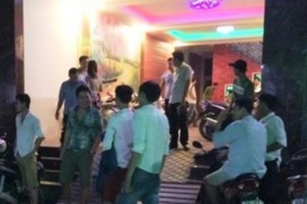 Chê giá đắt, thanh niên Thanh Hóa bị chủ quán karaoke đâm chết