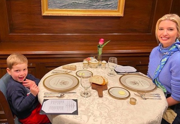 Ivanka Trump 'hẹn hò' trong Nhà Trắng