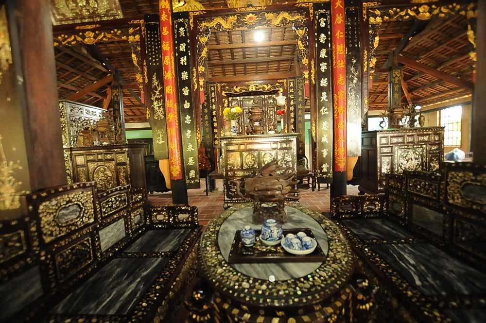 Ngôi nhà ẩn chứa 100 báu vật hiếm có khó tìm ở Việt Nam