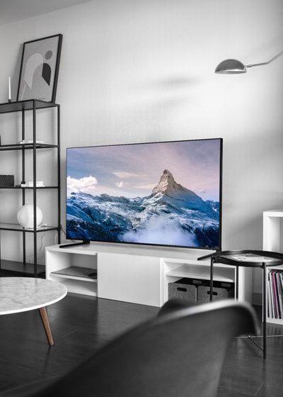 ‘Lột xác’ phòng khách với mẫu QLED TV 8K đầu tiên trên thế giới