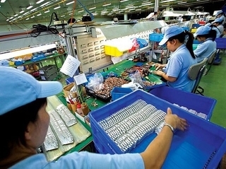 Investors dive into VN supporting industries