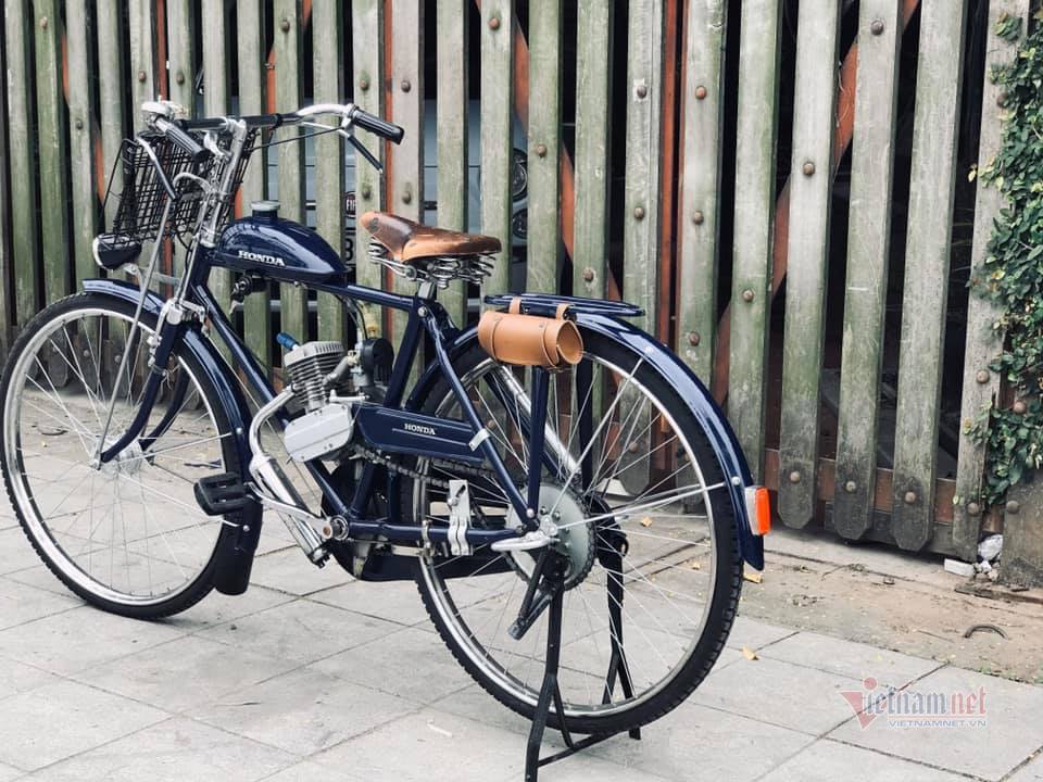 Ngỡ ngàng dàn xe đạp máy cổ tiền tỉ ở Bạc Liêu