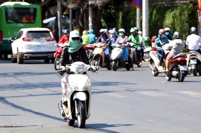 Hot weather to peak in HCMC