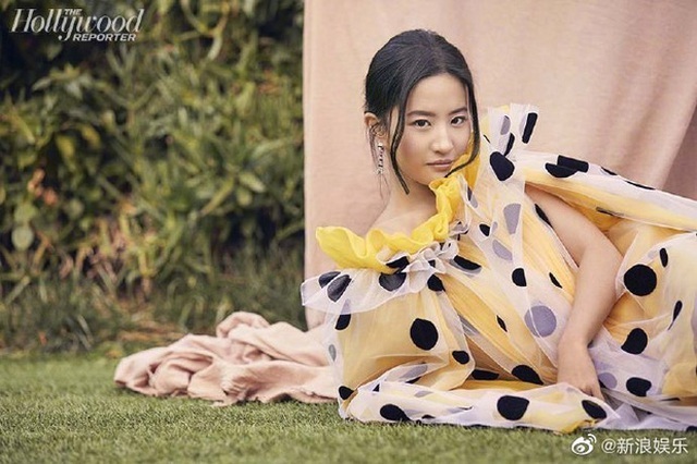 Lưu Diệc Phi gây thất vọng với loạt ảnh kém sắc trên tạp chí Mỹ