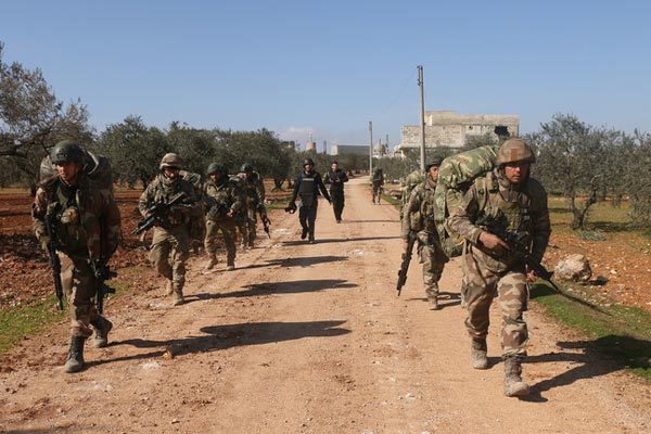 Xung đột leo thang, Thổ Nhĩ Kỳ bắn phá dữ dội ở tây bắc Syria