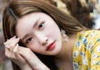 Chungha tự cách ly vì có 2 nhân viên dương tính với Covid-19