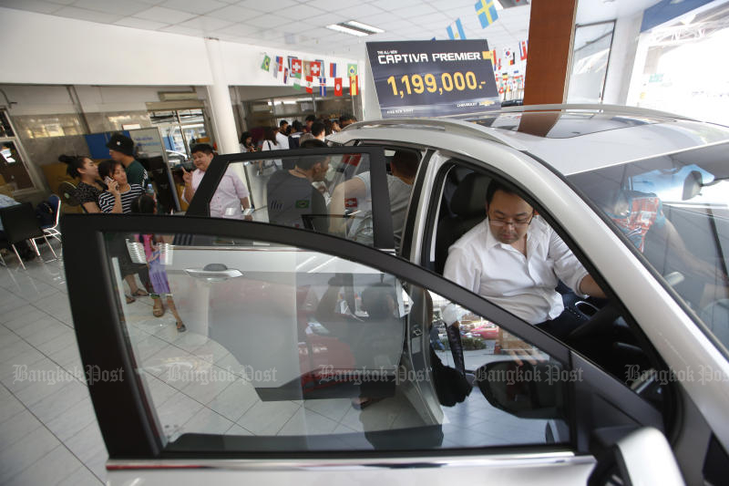 Dân Thái đổ xô đi mua Chevrolet giá giảm 50%