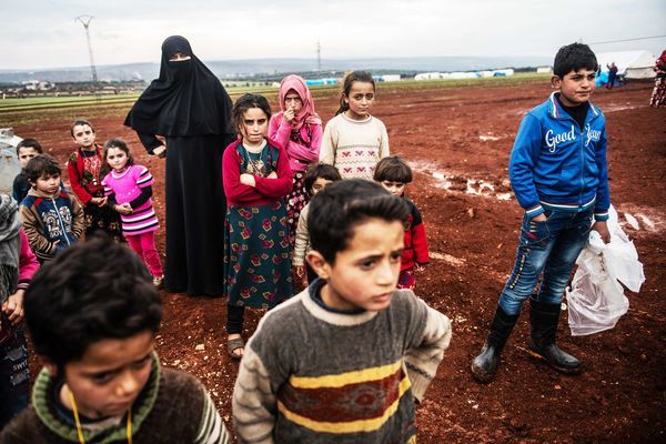 Hình ảnh ám ảnh ở nơi kẹt giữa 'bão lửa' Thổ Nhĩ Kỳ và Syria
