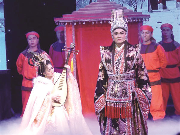 Project preserves cai luong with new plays