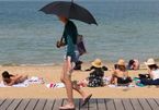 Climate change: Australian summers 'twice as long as winters'