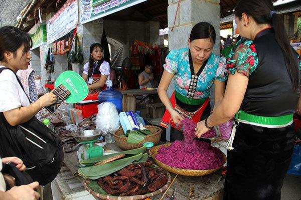 Cultural festival showcases ethnic groups