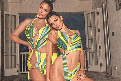 Chị em tỷ phú, siêu mẫu nhà Kardashian khoe dáng bốc lửa trên biển