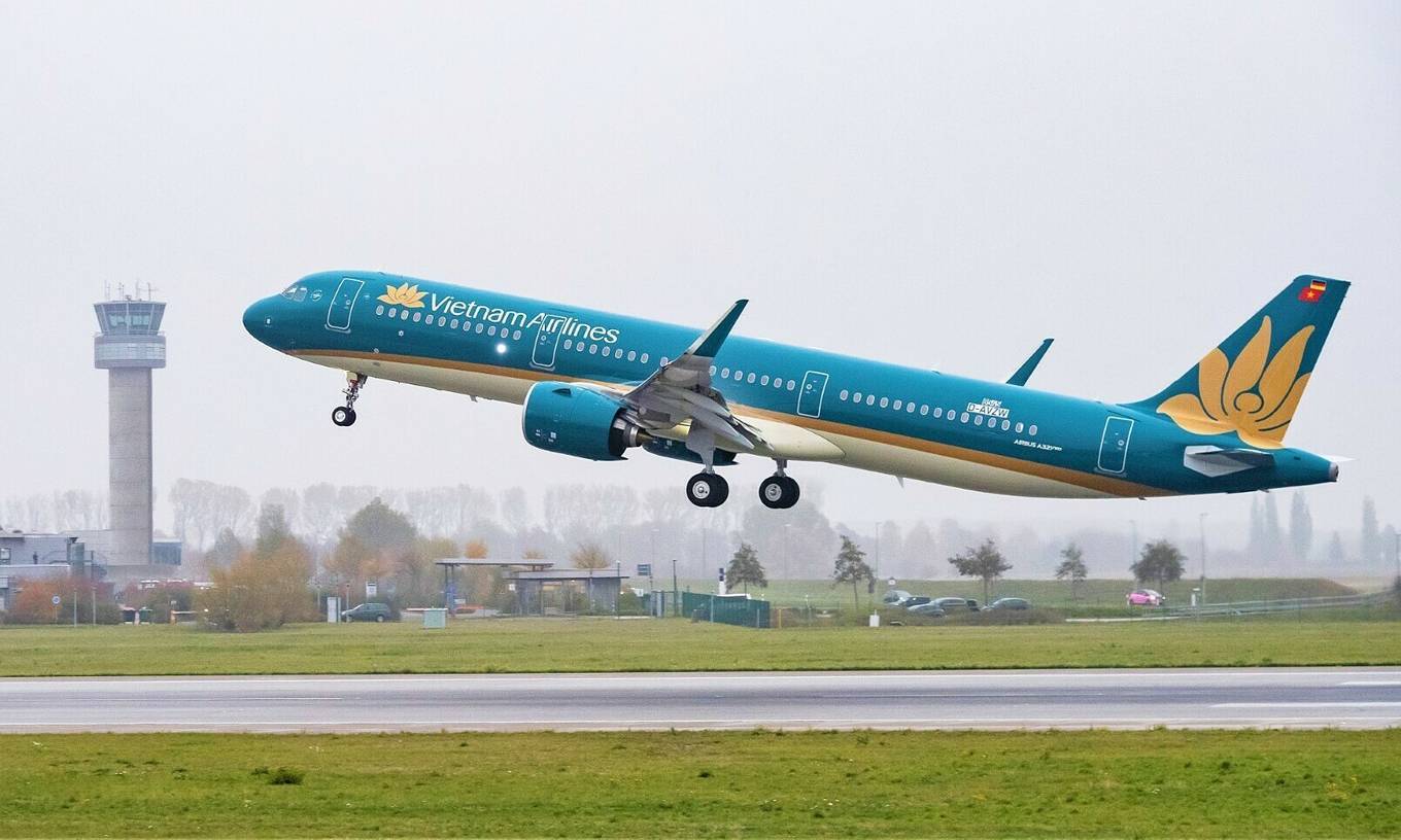 Yêu cầu Vietnam Airlines kiểm điểm vì để lây nhiễm Covid-19 ra cộng đồng