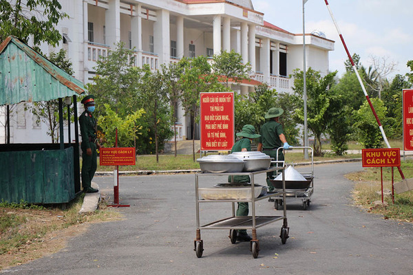 Cần Thơ cách ly 15 người về từ Hàn Quốc bị ho, sốt