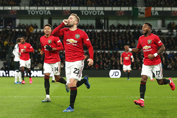 MU thắng tưng bừng: Man City, hãy đợi đấy!