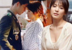Song Joong Ki nhìn xuyên áo Song Hye Kyo: Tiết lộ cảnh hôn khiến phim Hàn dậy sóng