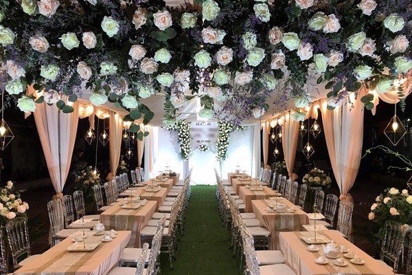 Cô dâu chủ động hoãn cưới ngày đẹp 8/3 vì dịch Covid-19