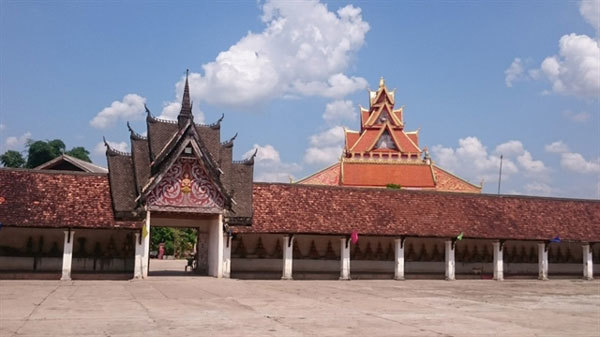 Discovering Laos along NH13 and heading to Cambodia