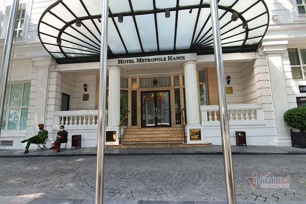 Hà Nội tạm dừng hoạt động khách sạn Metropole do từng có khách mắc Covid-19