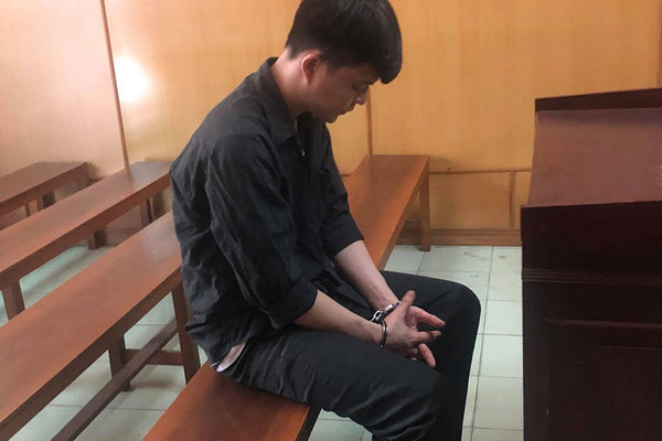 Thủ đoạn cán bộ ngân hàng trộm hơn 31 tỷ trong ATM khắp Sài Gòn