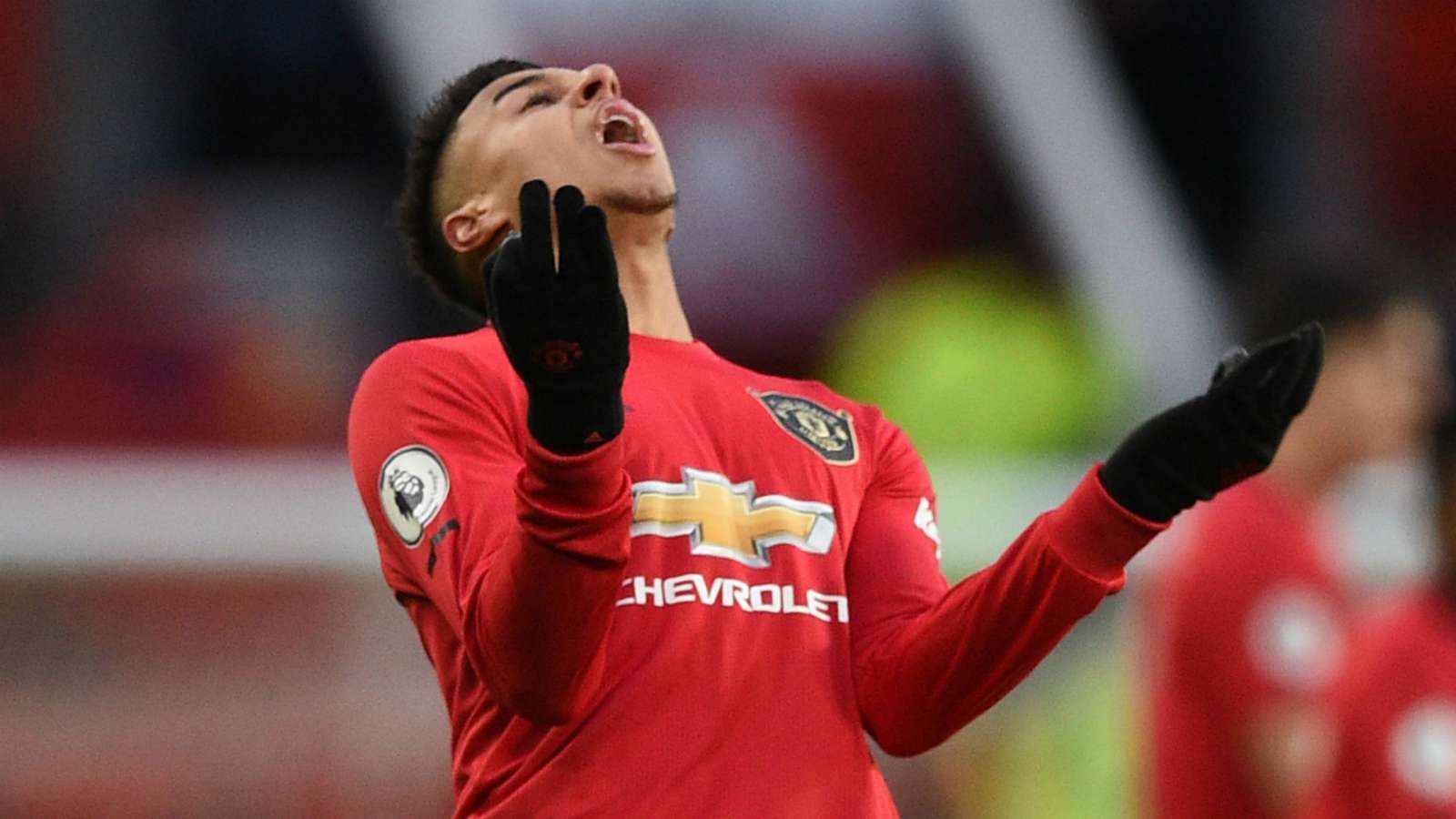 MU thẳng tay 'trảm' ông kễnh Lingard