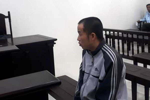 Dùng dao đâm thủng bụng họ hàng vì tranh chấp đất đai ở Hà Nội