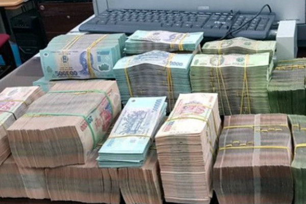 Vốn cho DNNVV, cơ chế thông tắc nguồn lực chục ngàn tỷ đồng