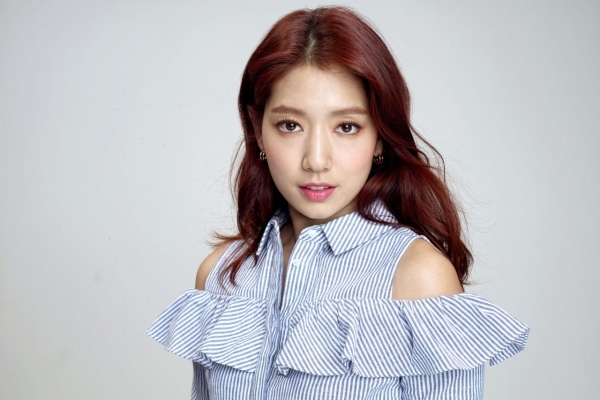 Park Shin Hye bị tát 30 cái khi đóng 'Nấc thang lên thiên đường'
