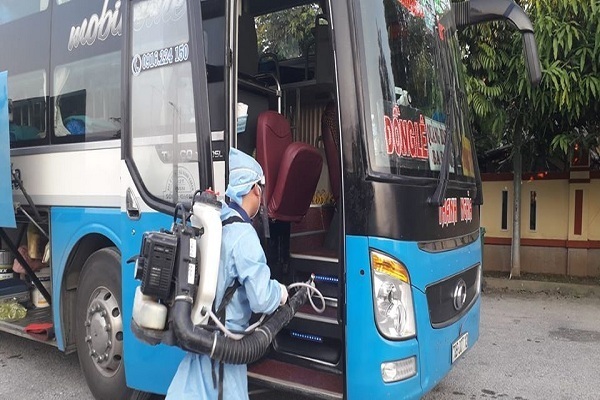 Cách ly nữ nhân viên sân golf tiếp xúc với người Anh nhiễm Covid-19