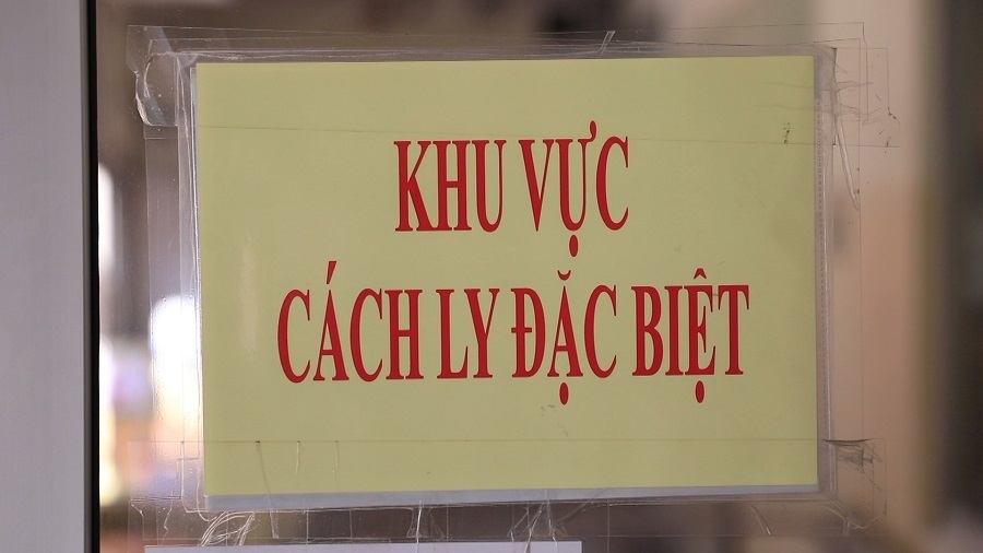 Phi công Anh được kiểm tra phổi trước dự định ghép tạng, 10 ngày liên tiếp âm tính