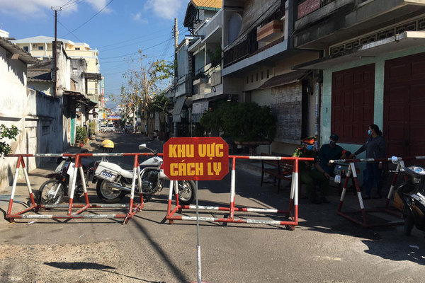 Bình Thuận cách ly hai tuyến đường có nhiều người nhiễm Covid-19